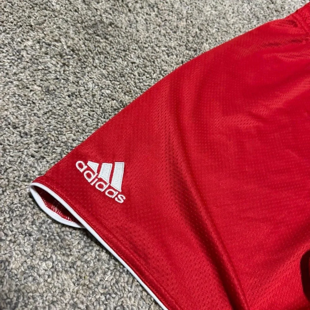 Y2K Adidas FC Bayern Munich Soccer Shorts Men's Large Red Football Germany